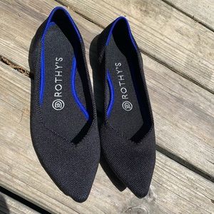 Rothy’s black points size 7.5